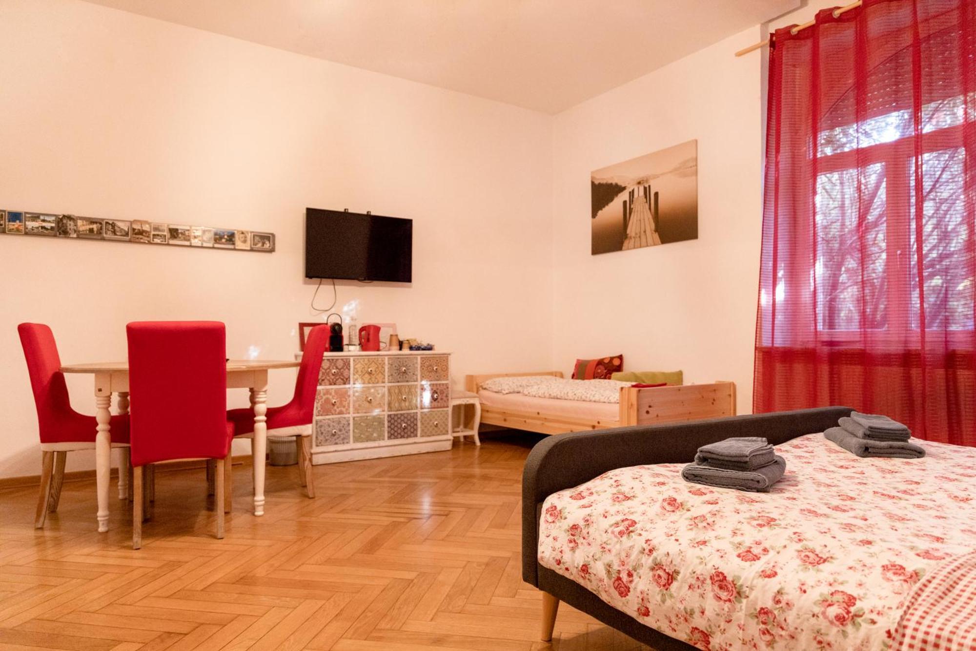 Bolzano Rooms Luaran gambar