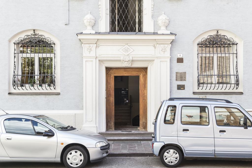 Bolzano Rooms Luaran gambar
